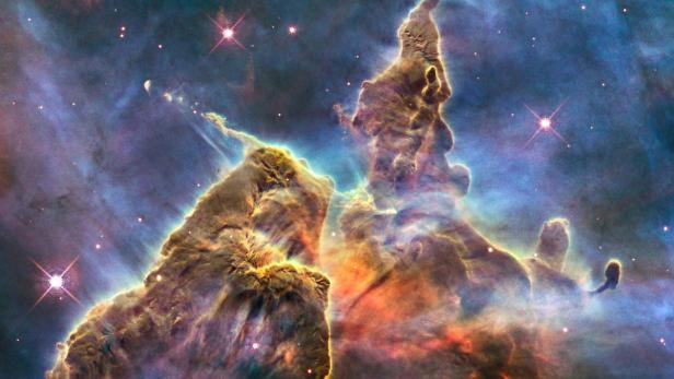 In seiner 25-jährigen Karriere hat das Hubble Weltraumteleskop eine Reihe fantastischer Aufnahmen gemacht. Dieses Bild zeigt einen Teil des Carina-Nebels.