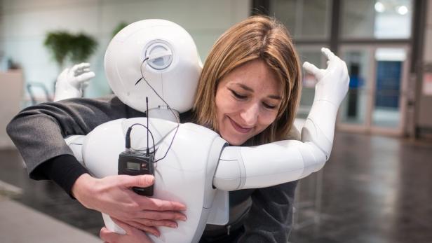 Auch Roboter spielen auf der diesjährigen CeBIT wieder eine Rolle