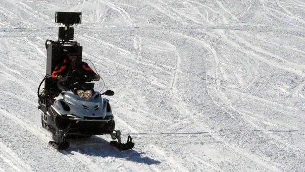 Österreich ist das jüngste Land, in dem Googles Schneemobil die Pisten erobert.