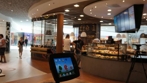 Die iPad-Lösung bei McDonalds in der Wiener Shoppingmeile &quot;The Mall&quot;