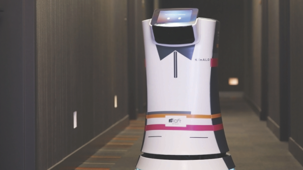 Der Zimmerservice Roboter Botlr im Aloft Hotel