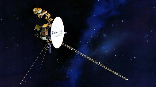 Die Raumsonden Voyager 1 und 2 wurden 1977 von der Erde losgeschickt, um die tiefen des Alls zu erkunden. Konstruiert vom Jet Propulsion Laboratory des California Institute of Technology,...