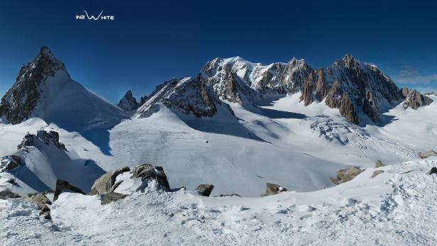 In diesem Panoramabild des Mont Blanc können kleinste Details vergrößert werden