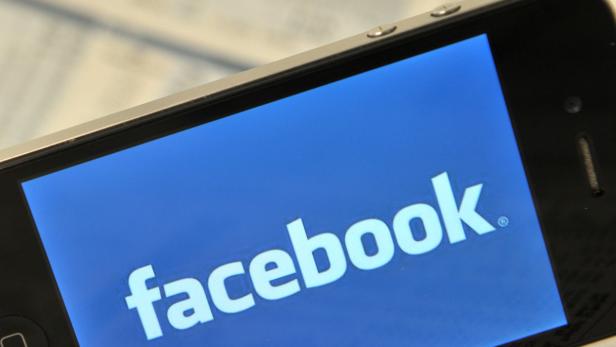 Facebook will die Gruppen-Funktion stärken, in dem es einen Reiter einführt, über den man nach bestimmten Themen suchen kann.