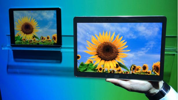 Samsung Galaxy Tab S: Eines der Merkmale des neuen Tab S ist das Super AMOLED Display mit einer Auflösung von 2560 x 1600 Pixel