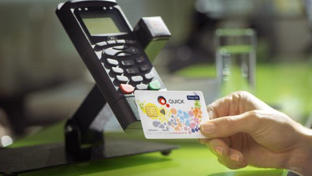 SIX Payment Services gibt Kreditkarten (Mastercard, VISA) in Österreich heraus und betreibt die Zahlungsfunktion Quick auf vielen Bankomatkarten