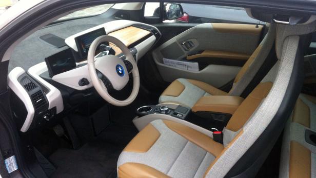 Beim Innenraumdesign hebt sich der BMW i3 stark von anderen Autos ab.