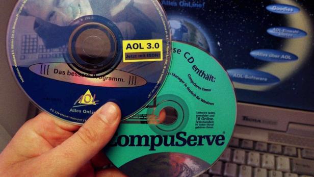 1997 CD-Roms mit Software von America Online (AOL) und CompuServe