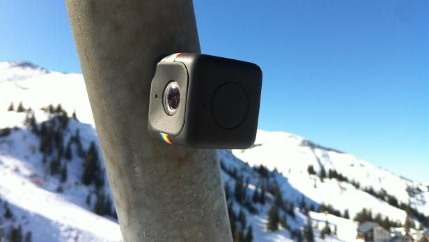 Der Polaroid Cube ist eine kompakte, robuste Kamera, die in einer Vielzahl an Szenarien eingesetzt werden kann und geradezu nach Spaß-Einsätzen schreit.
