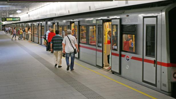 Fahrgäste der Wiener Linien müssen künftig wieder tiefer in die Tasche greifen.
