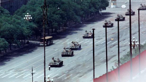 Peking schlägt Aufstände 1989 brutal nieder