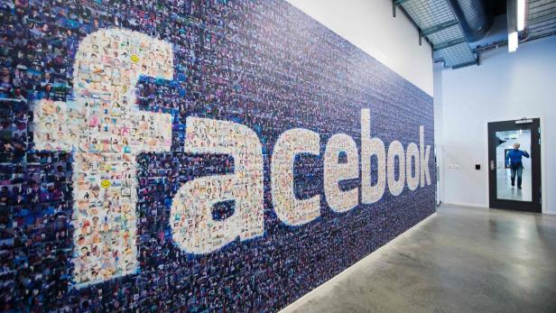 Facebook will stärker gegen Falschmeldungen vorgehen.