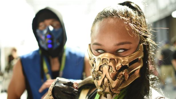 Der Erfolg von Mortal Kombat: Legacy inspiriert nicht nur Fans zu Cosplay, sondern auch Warner Brothers dazu, dass Beat-em-Up wieder ins Kino zu bringen