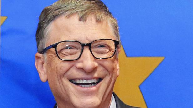 Bill Gates, Microsoft: Microsoft-Gründer Bill Gates ist laut Forbes der  mächtigste Manager und der reichste Mensch der Welt – mit einem Vermögen von 79,2 Milliarden Dollar. In den 21 vergangenen Jahren führte er 16 Jahre lang die Reichenliste an. Seine Microsoft-Anteile verkauft er seit 15 Jahren sukzessive. (Quelle bei den Männer: Most Powerful People 2014 Forbes, Forbes Billionaires List 2015)