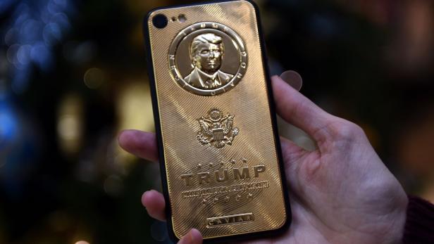 Das Trump-Phone ist natürlich nur ein Symbolbild