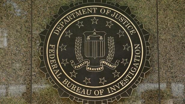 FBI-Logo am Hauptquartier der US-Bundespolizei in Washington DC