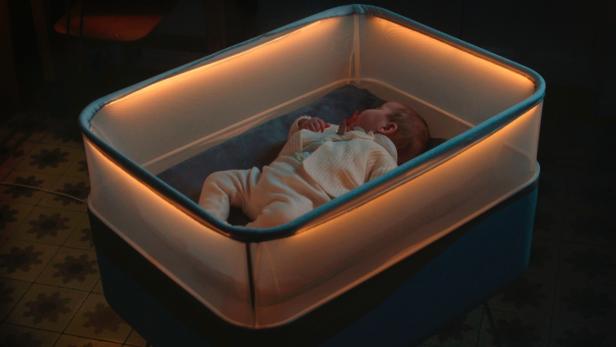 Ford_MotoDreams_12.jpg Die Kinderliege Max Motor Dreams von Ford simuliert Autofahrten, um den Schlaf von Babies zu stimulieren