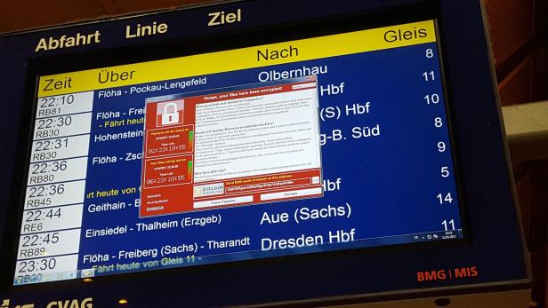 In Deutschland sind die Displays der Deutschen Bahn von #WannaCry betroffen.