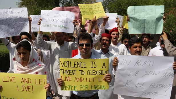 Studenten der Peshawar University protestierten im April gegen die Ermordung von Mashal Khan