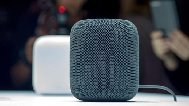Apples HomePod Lautsprecher sollten Amazon und Google Konkurrenz machen. Nun droht eine ganze Flut an smarten Lautsprechern mit Amazon Alexa und Google Assistant.