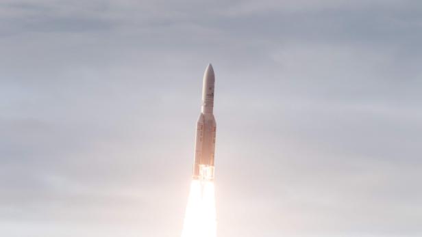 Ariane-5-Rakete auf dem Weg ins All