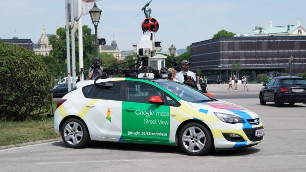 spunQ image #275950427 Google Street View Auto in Wien