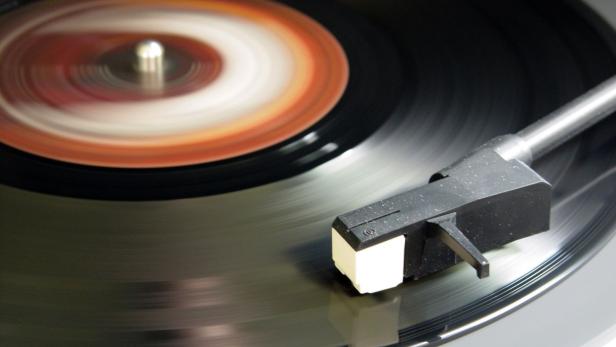 Ein in Österreich entwickeltes Verfahren vereinfacht die Herstellung von Schallplatten.
