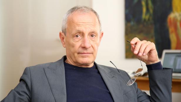 Peter Pilz klärt auf, wie er das mit der Online-Überwachung auf wahlkabine.at gemeint hat.