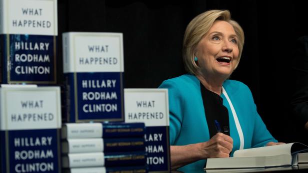 Hillary Clinton bei einer Präsentation ihres Buches.