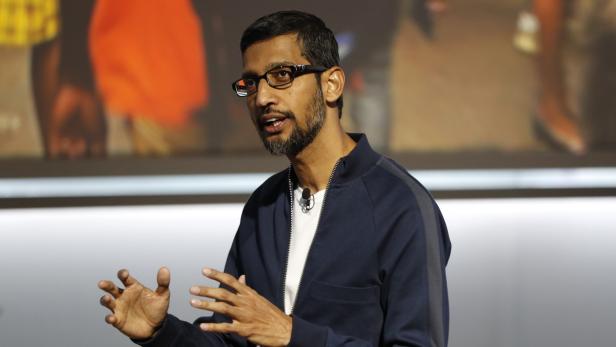 Google Inc CEO Sundar Pichai speaks during a launch event in San Francisco, California, U.S. October 4, 2017. REUTERS/Stephen Lam