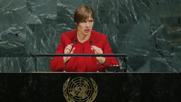 Die estische Präsidentin Kersti Kaljulaid beruft den nationalen Sicherheitrat ein.