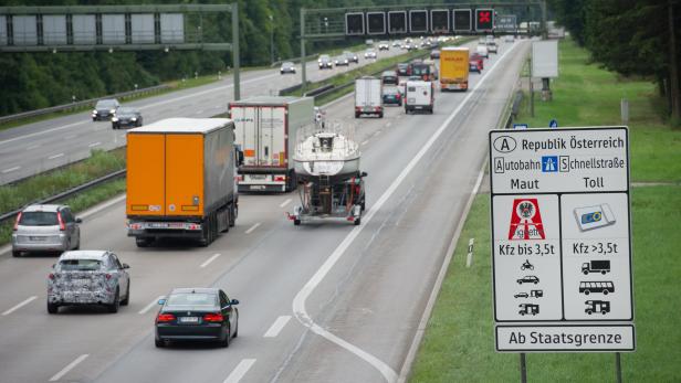 Mit der Digitalen Vignette zahlt man Autobahn-Maut ohne alljährliches Kratzen und Kleben