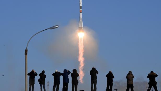 Rrrrums! Die russische Sojus-Rakete MS-07 beim Start im Baikonur Cosmodrome