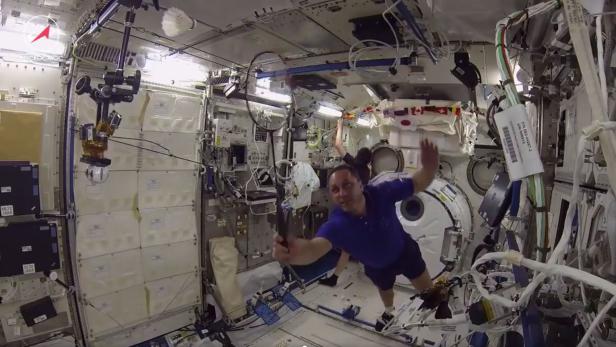 Auf der Raumstation ISS wurde ein kleines Badminton-Turnier ausgetragen
