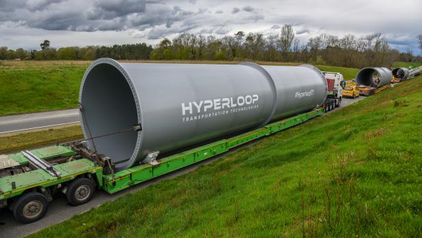 hyperlooptt_tube_1.jpg