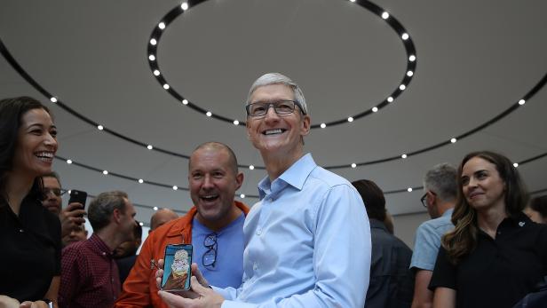 US-APPLE-HOLDS-PRODUCT-LAUNCH-EVENT-AT-NEW-CAMPUS-IN-CUPERTINO