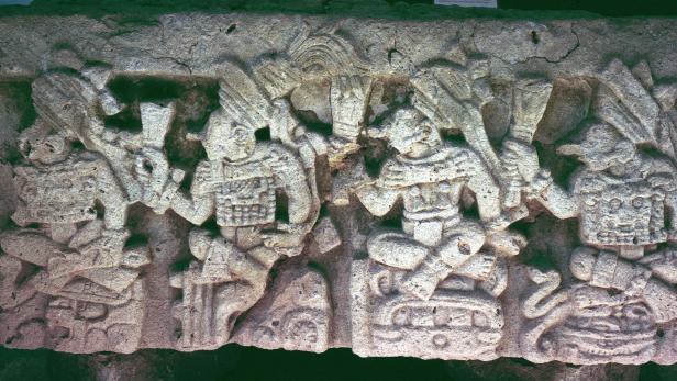 Copán, Honduras: Altar Q. CC BY 3.0 HJPD https://commons.wikimedia.org/wiki/User:HJPD