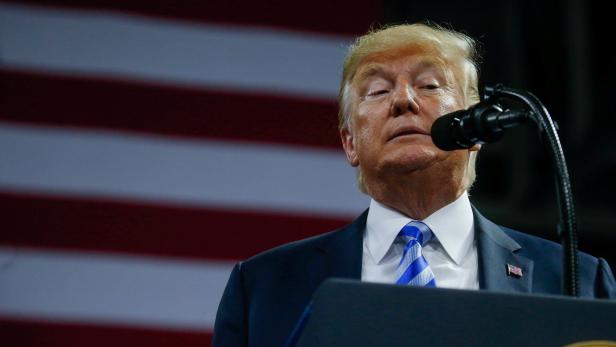 FILE PHOTO:    U.S. President Donald Trump speaks at a Make America Great Again rally at the Civic Center in Charleston