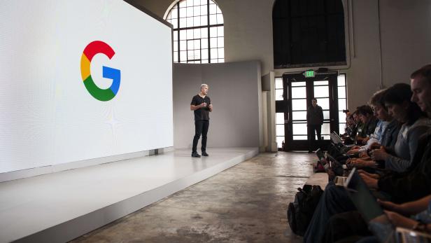 US-GOOGLE-UNVEILS-NEW-PRODUCTS,-INCLUDING-NEW-PIXEL-PHONE