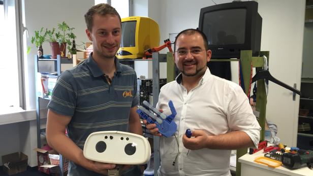 Die Gründer von Blue Danube Robotics haben sich an der TU Wien kennengelernt und sorgen derzeit in der Robotik-Branche für Furore - zwei der vier Gründer: Andreas Baldinger (links) und CEO Walter Wohlkinger (rechts)