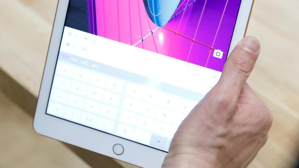 New Apple Inc. iPad 6 is demonstrated at event in Chicago