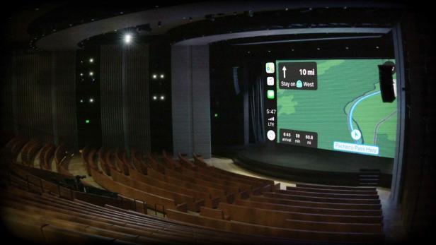 Bereits Stunden vor Event-Beginn zeigt Apple Live-Bilder aus dem Steve-Jobs-Theater