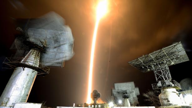 TOPSHOT-KAZAKHSTAN-RUSSIA-US-SPACE-ISS