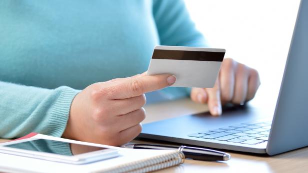 shopping online with credit card
