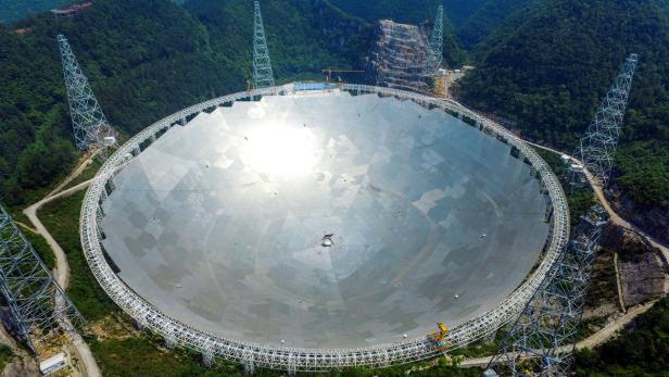 Das riesige Teleskop FAST