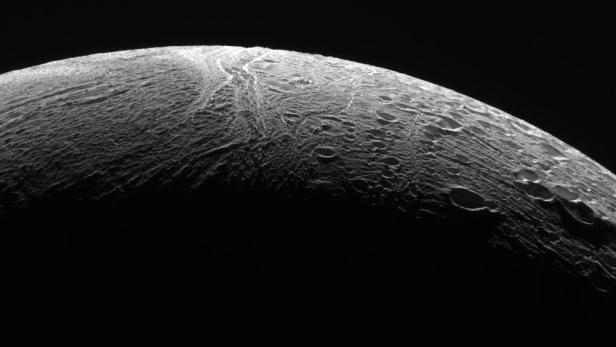 Ein Foto des Saturn-Mondes Enceladus