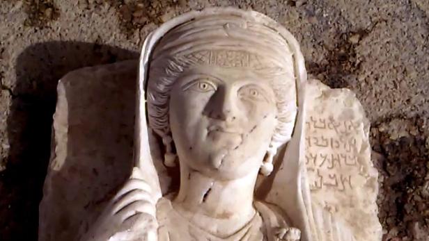Statue in Palmyra