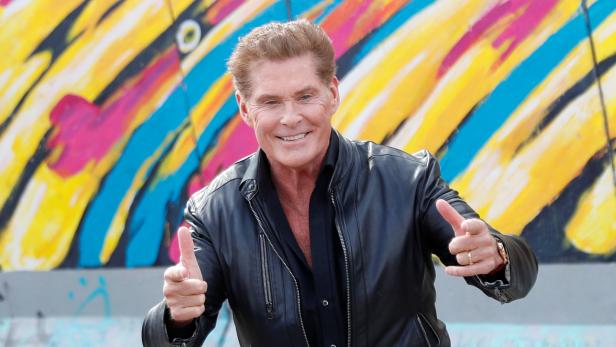 Actor Hasselhoff presents audio book "Up against the Wall - Mission Mauerfall" in Berlin