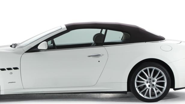 Webasto stellt unter anderem dieses Softtop für den Maserati GranCabrio her.
