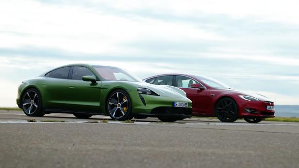 Grün gegen Rot: Porsche Taycan gegen Tesla Model S